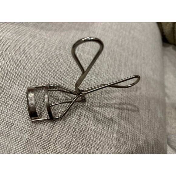 Eyeslash curler and blackhead remover - Picture 2 of 4